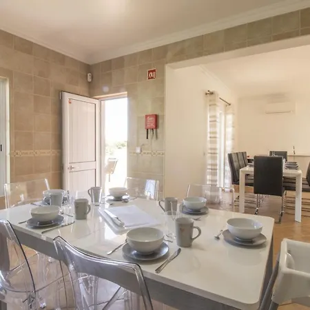 Rosa - With Private Pool Villa Alcantarilha